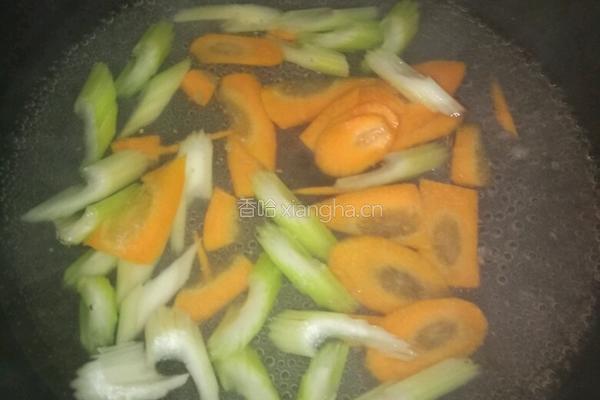 芹菜炒腰花的做法图解7
