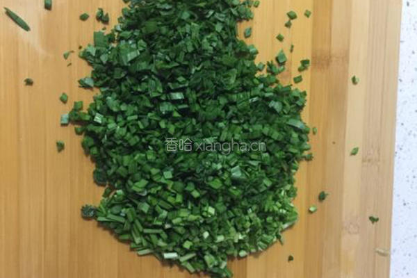 韭菜馅饺子的做法图解2