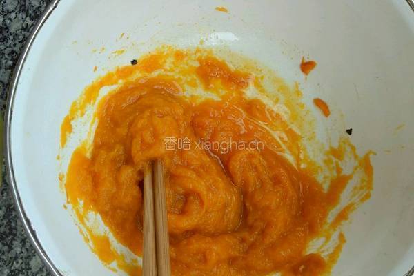 南瓜饼(难看了点)的做法图解2