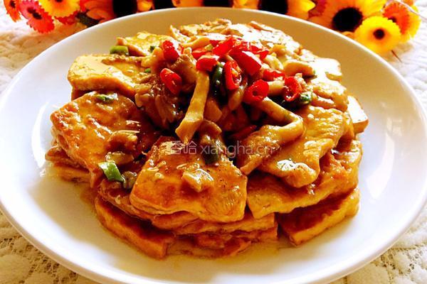 蘑菇豆腐