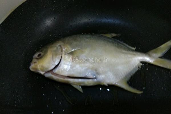 香菇豆腐鱼的做法图解4