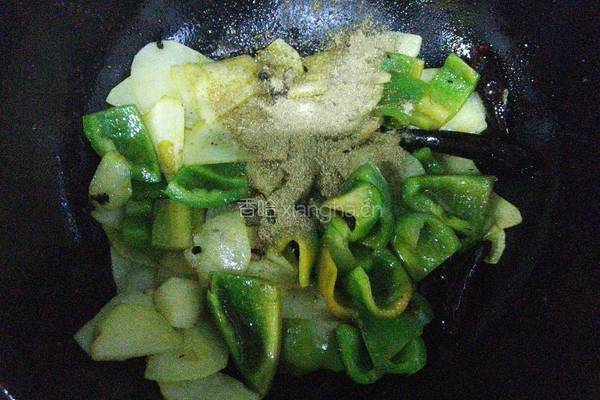 孜盐土豆片的做法图解11