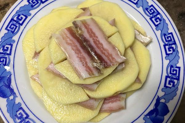 土豆蒸肉的做法图解4