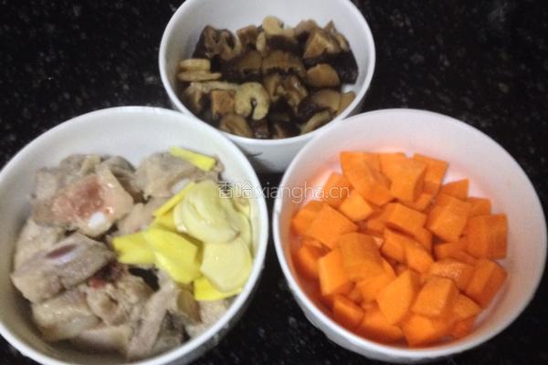 可口排骨饭的做法图解1
