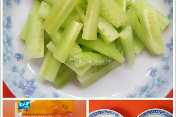 黄瓜炒鸡蛋干的做法图解1