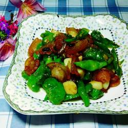 辣椒炒油渣的做法[图]