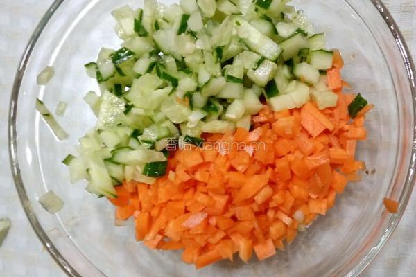 蔬菜土豆饼的做法图解2