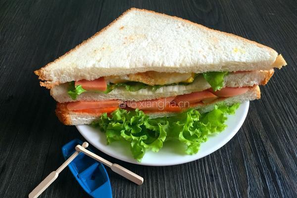 火腿鸡蛋三明治的做法图解6