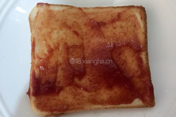 火腿鸡蛋三明治的做法图解2