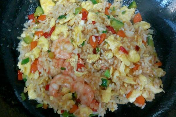 虾仁鸡蛋炒饭的做法图解7