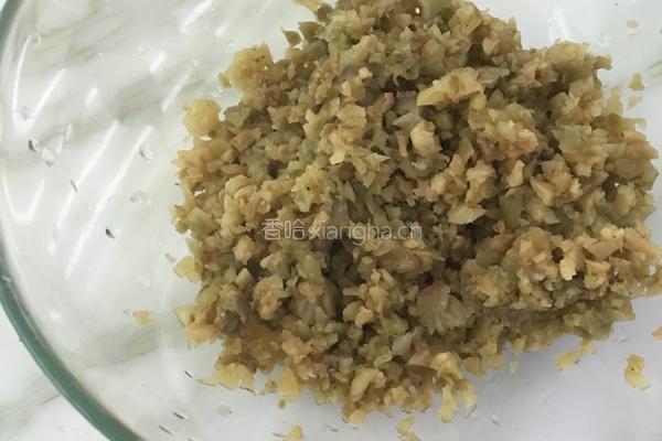 榨菜鲜肉月饼的做法图解2