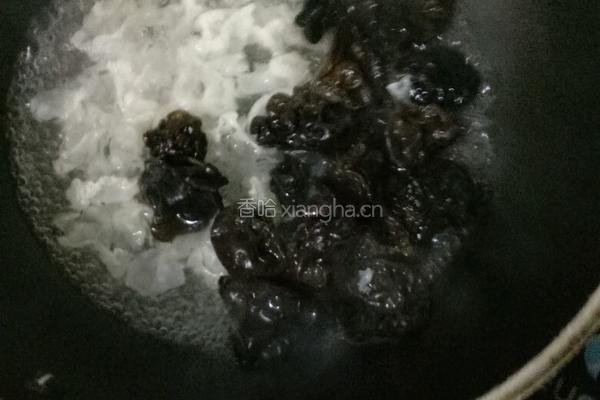炝拌双耳的做法图解4