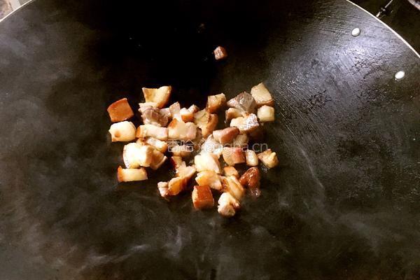 腊肉炒土豆的做法图解4