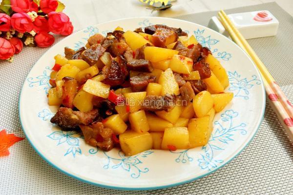 腊肉炒土豆的做法图解11