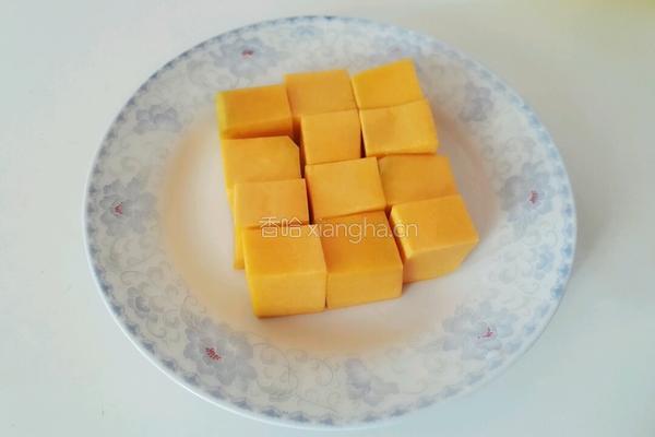 微波炉南瓜的做法图解2