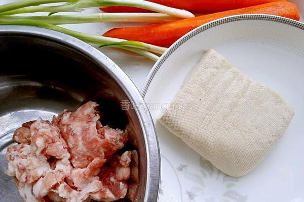 胡萝卜豆腐饺子的做法图解3