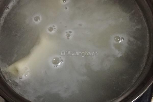 芹菜猪肉馅饺子的做法图解13