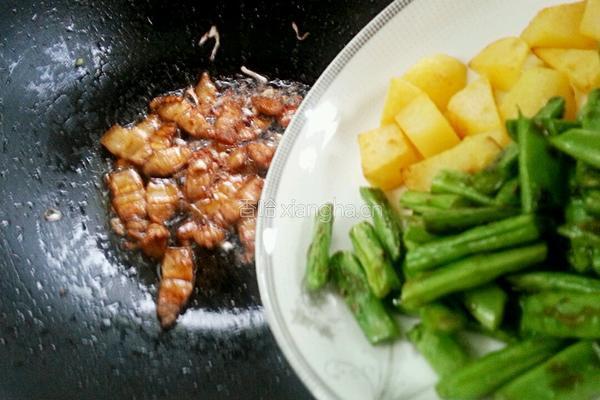 土豆豆角炖粉条的做法图解11