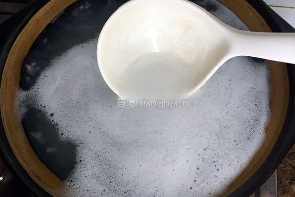 皮蛋牛肉粥的做法图解4