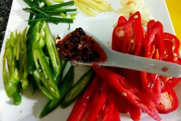 火爆蛤蜊的做法图解2