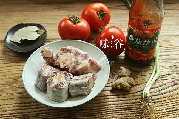 牛尾番茄汤的做法图解1