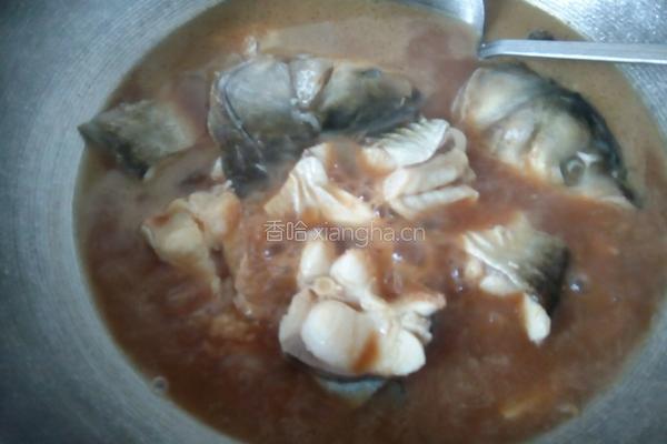 豆腐烧鱼块的做法图解7