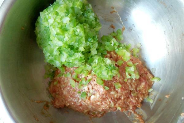 芹菜猪肉馅馄饨的做法图解8