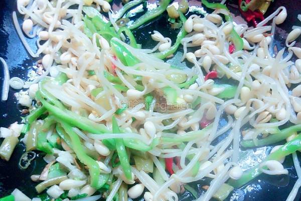 酸辣黄豆芽的做法图解6