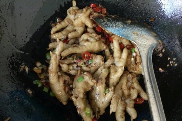 卤味辣香鸡爪的做法图解5