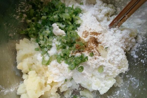 黄金土豆球的做法图解4