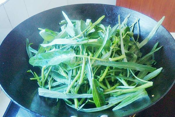 炝炒空心菜的做法图解4