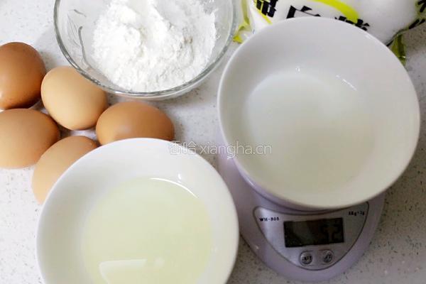 电压力锅做蛋糕的做法图解1