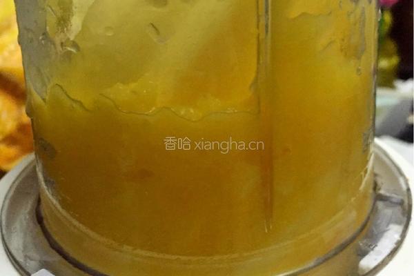 酸奶芒果冰棒的做法图解2
