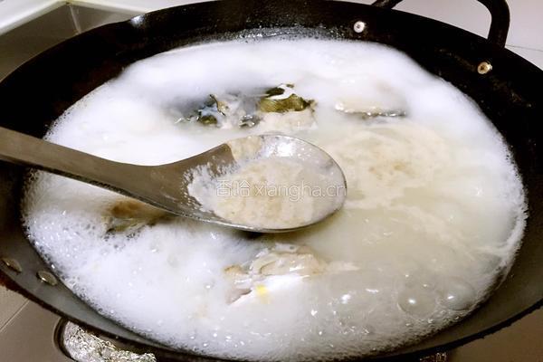 冬瓜鱼头汤的做法图解6