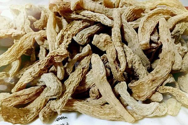 天麻炖鸡的做法图解1