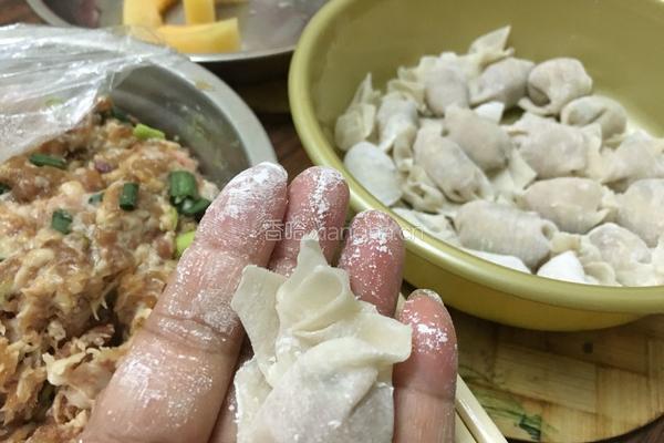 鮮肉云吞的做法图解1