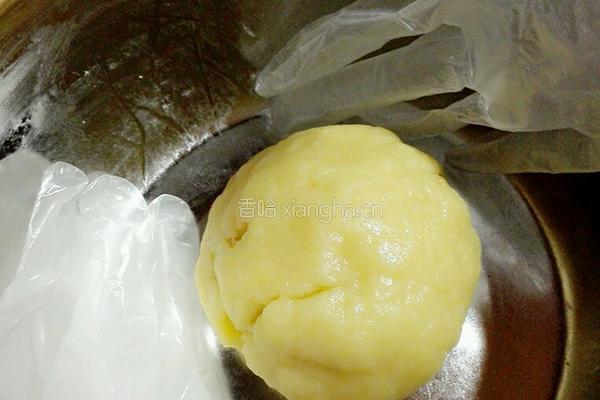玫瑰苹果的做法图解1