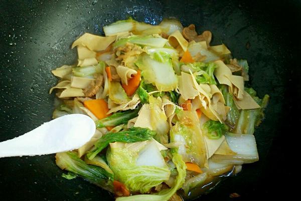 大白菜炖干豆腐的做法图解9