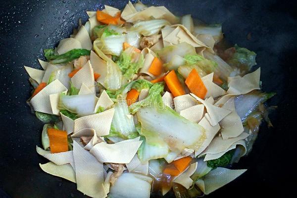 大白菜炖干豆腐的做法图解8
