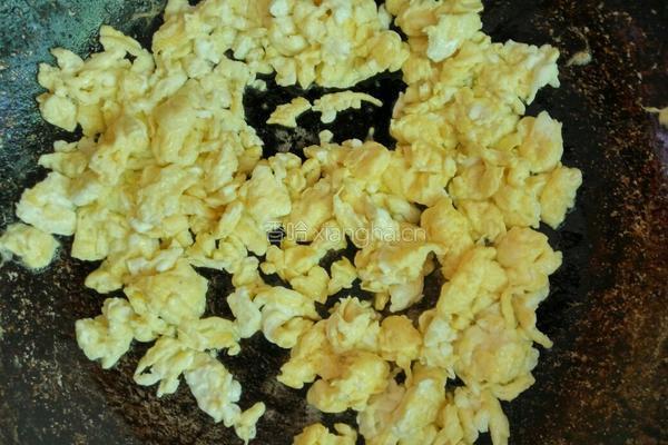 韭菜鸡蛋馅水饺的做法图解4