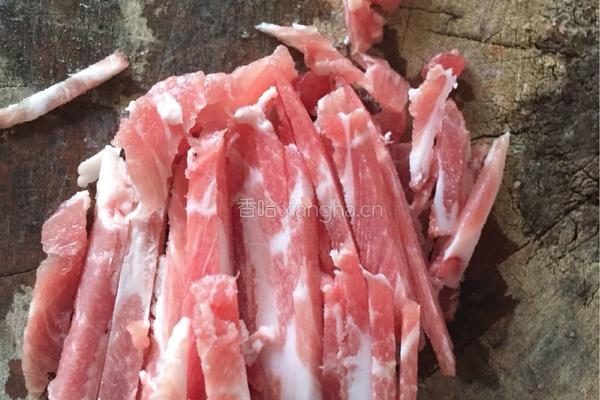 卷心菜小炒的做法图解1