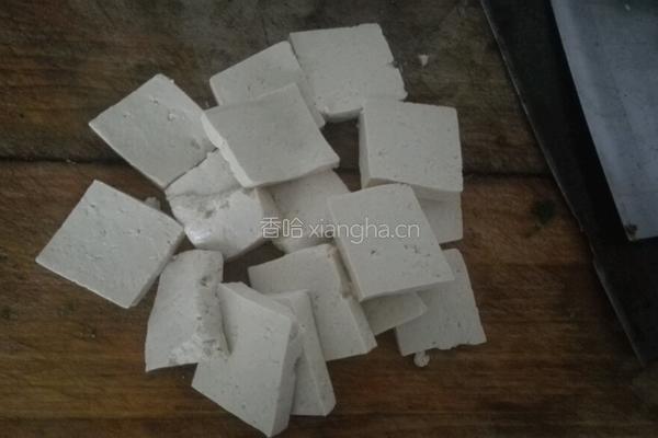 小白菜熬豆腐的做法图解2