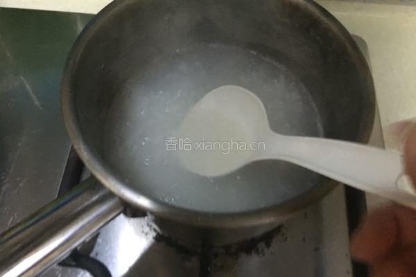 莲子桂圆粥的做法图解3