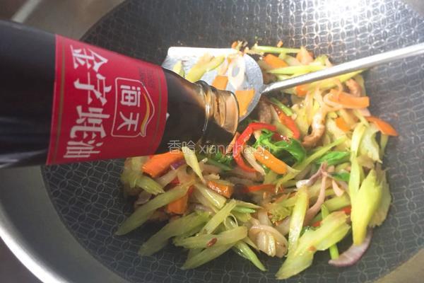 肉片炒西芹的做法图解14