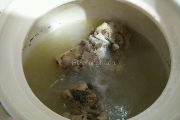 萝卜棒骨汤的做法图解5