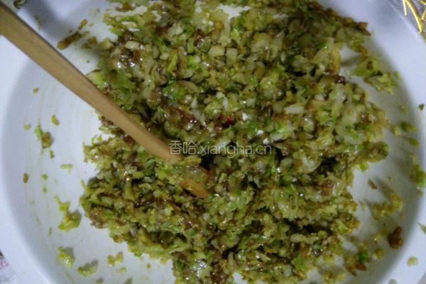 包菜饺子馅的做法图解9