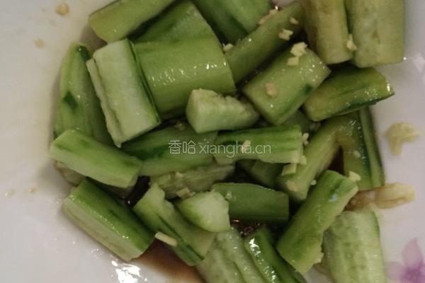 凉拌黄瓜