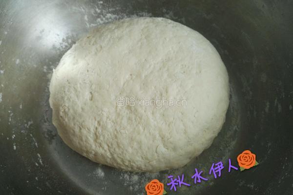 葱花油饼的做法图解2