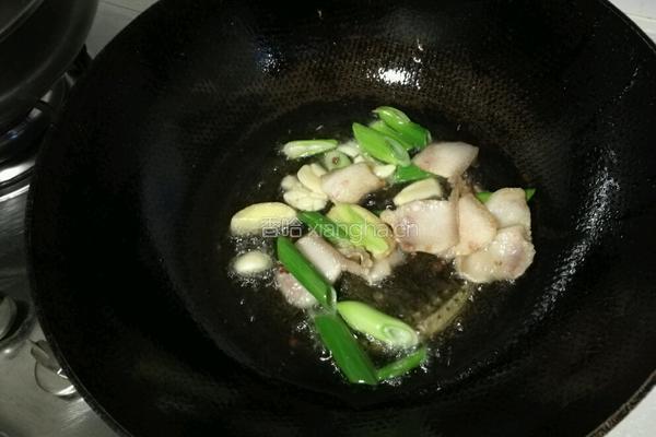 醋溜白菜的做法图解1