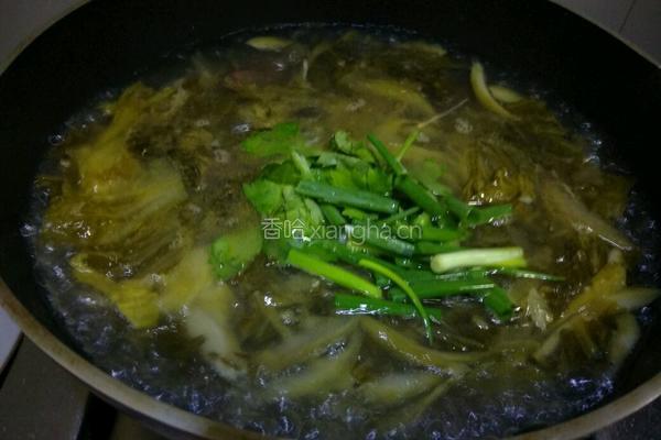酸菜猪血汤的做法图解8
